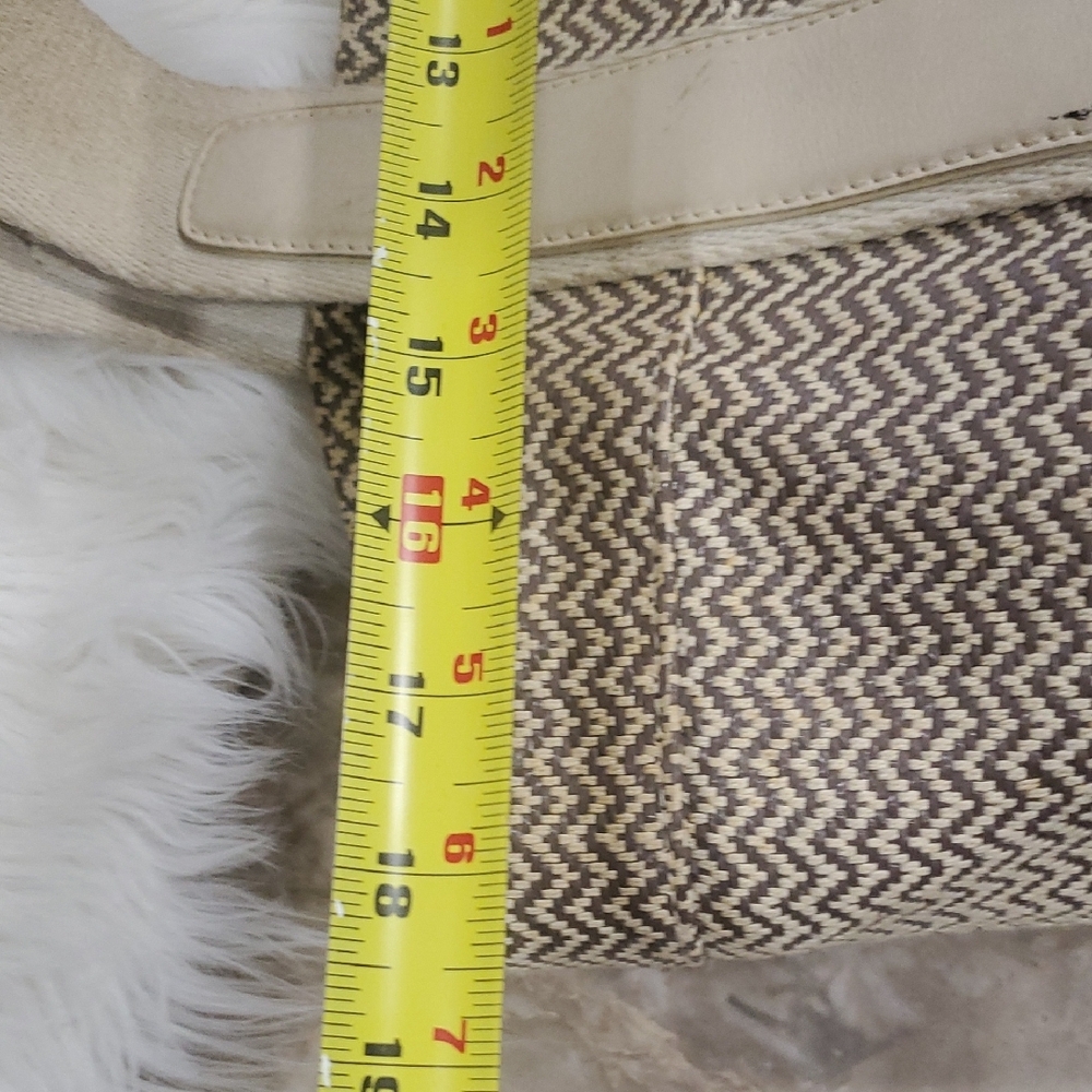 Tory Burch Brown and Cream Chevron Tote - Picture 11 of 15